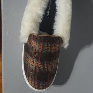 Comfortview Emery slip-in sneaker